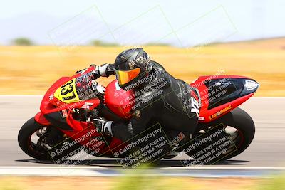 media/Apr-30-2023-CRA (Sun) [[020fcf5d43]]/Race 3-1000 Amateur Supersport/